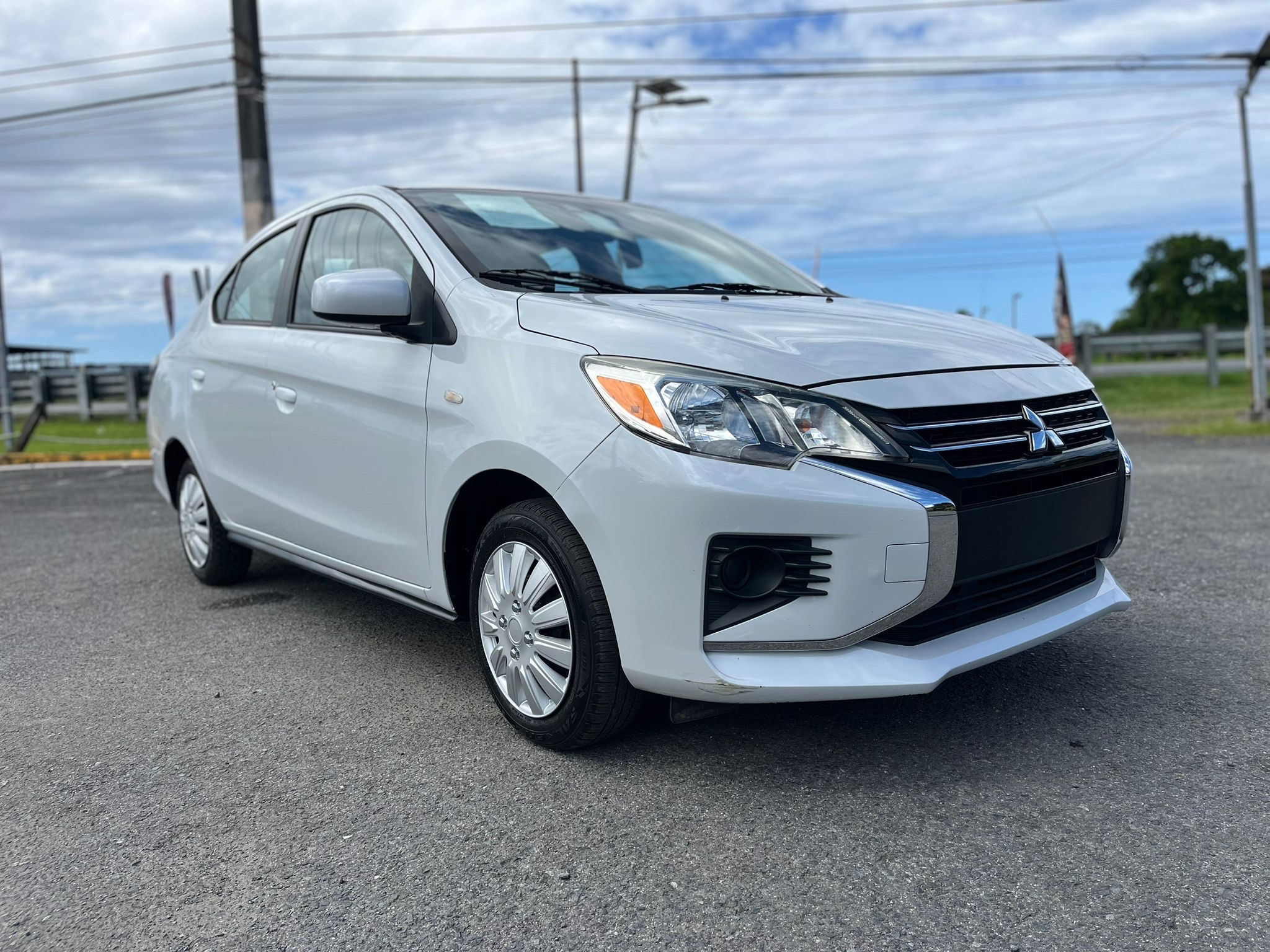 2024 Mitsubishi Mirage G4 ES