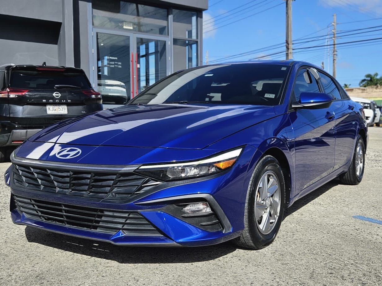 2024 Hyundai Elantra SE