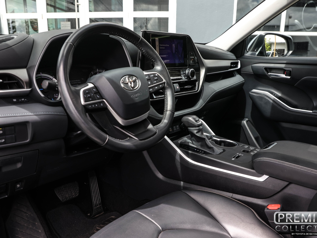 Used Car 2024 Toyota Highlander  For Sale Under $50,000 In Bayamon, Puerto Rico