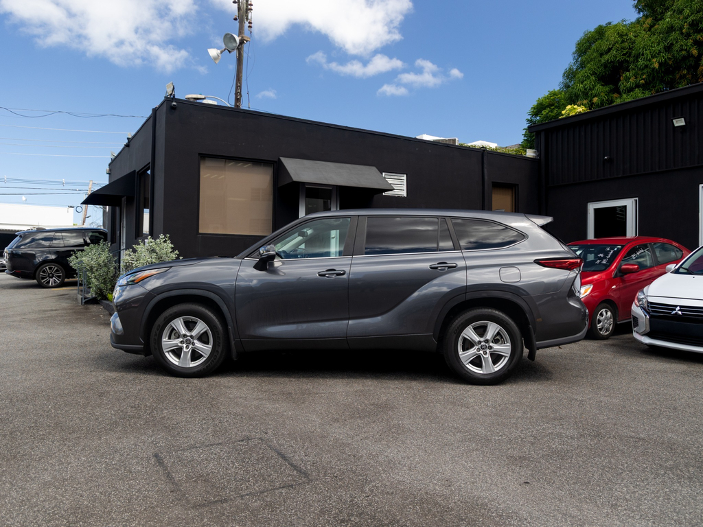 Used Car 2023 Toyota Highlander  For Sale Under $60,000 In San Juan, Puerto Rico