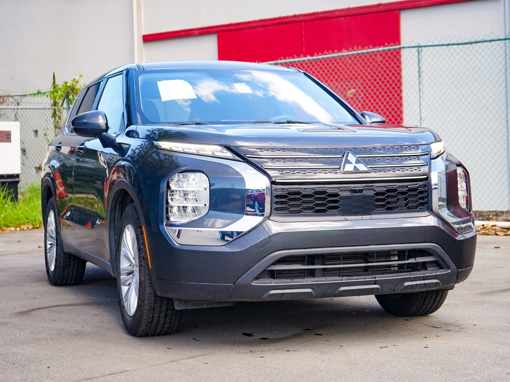 Used Car 2024 Mitsubishi Outlander  For Sale Under $30,000 In San Juan, Puerto Rico