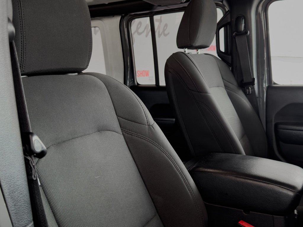 Used Car 2023 Jeep Wrangler  For Sale Under $40,000 In San Juan, Puerto Rico