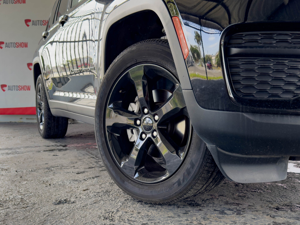 Used Car 2023 Jeep Grand Cherokee  For Sale Under $50,000 In San Juan, Puerto Rico