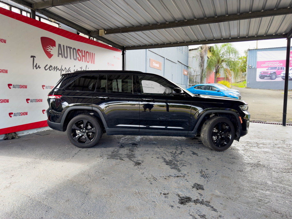 Used Car 2023 Jeep Grand Cherokee  For Sale Under $50,000 In San Juan, Puerto Rico