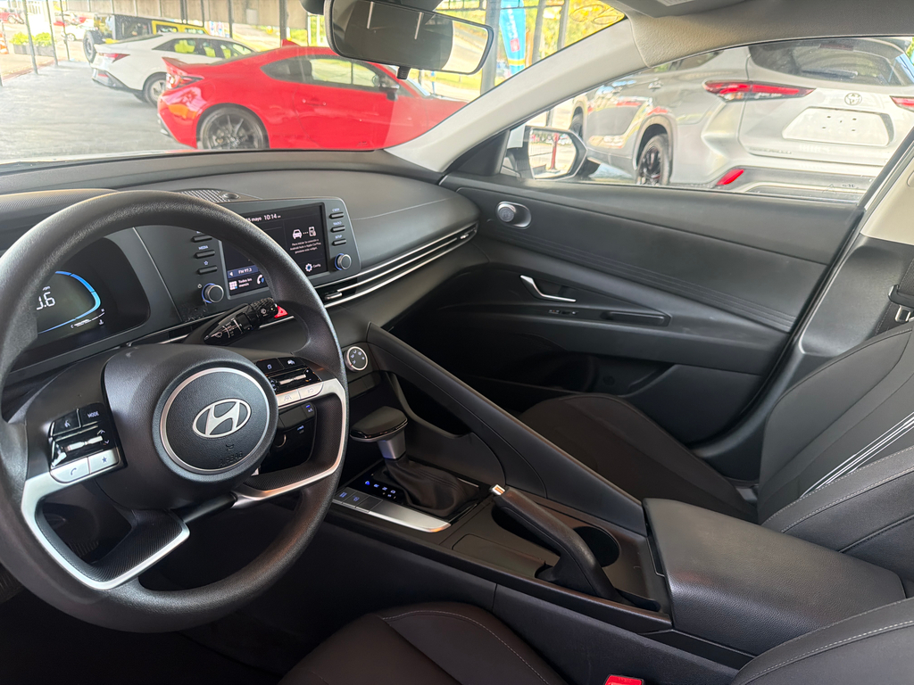 Used Car 2025 Hyundai Elantra  For Sale Under $30,000 In San Juan, Puerto Rico