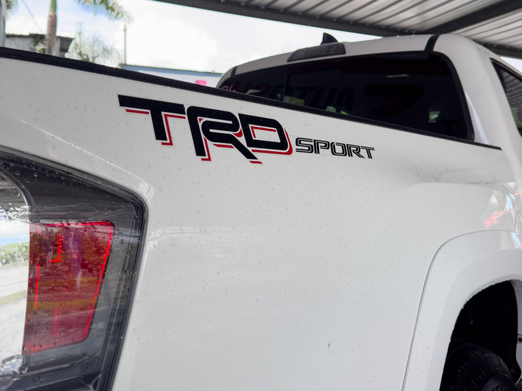 Used Car 2022 Toyota Tacoma 2wd  Crew Pickup Rear Wheel Drive For Sale Under $10,000 In San Juan, Puerto Rico