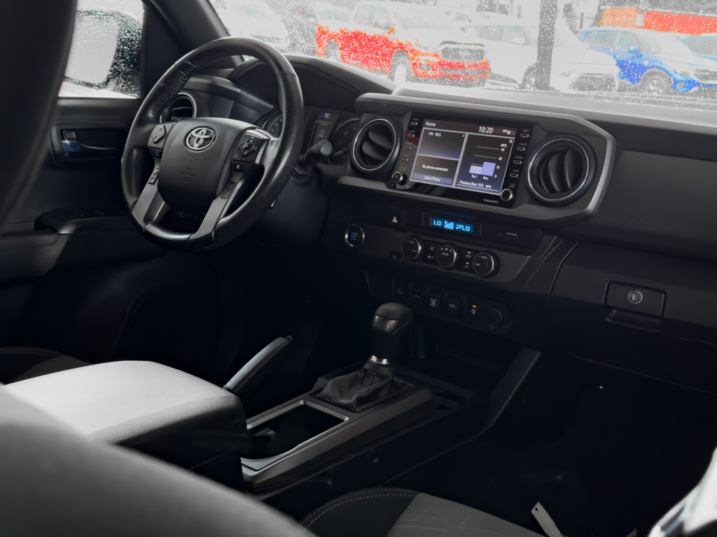 Used Car 2022 Toyota Tacoma 2wd  Crew Pickup Rear Wheel Drive For Sale Under $10,000 In San Juan, Puerto Rico