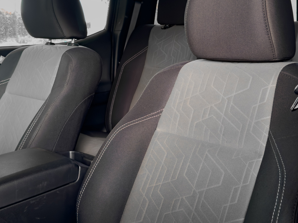 Used Car 2022 Toyota Tacoma 2wd  Crew Pickup Rear Wheel Drive For Sale Under $10,000 In San Juan, Puerto Rico