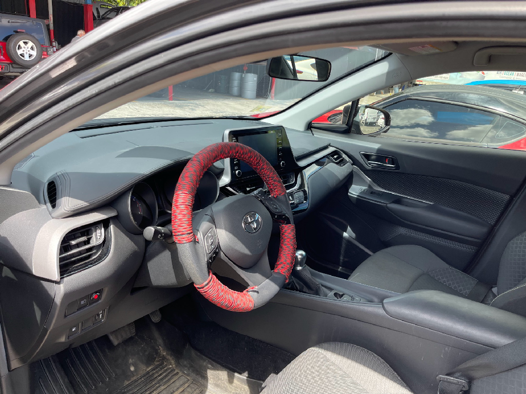 Used Car 2022 Toyota C-hr  For Sale Under $10,000 In San Juan, Puerto Rico