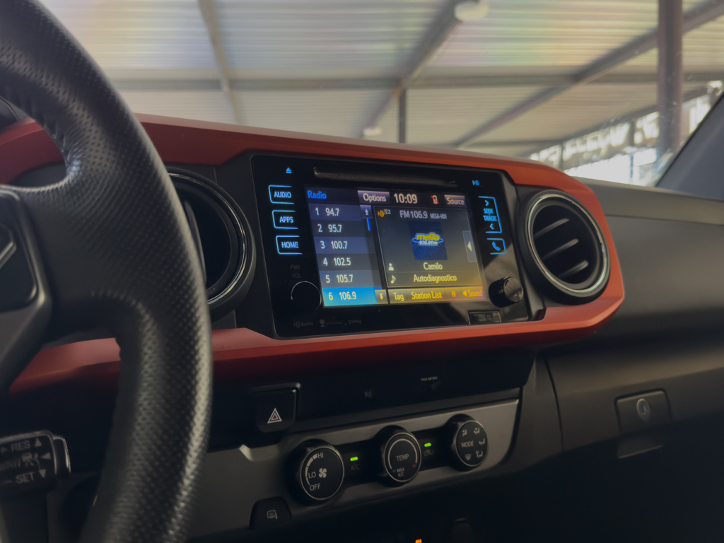 Used Car 2019 Toyota Tacoma 2wd  Crew Pickup Rear Wheel Drive For Sale Under $10,000 In San Juan, Puerto Rico