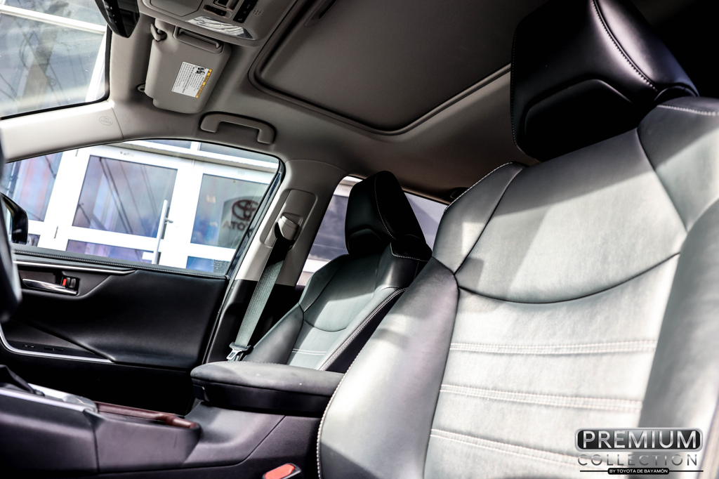 Used Car 2021 Toyota Rav4  For Sale Under $30,000 In Bayamon, Puerto Rico