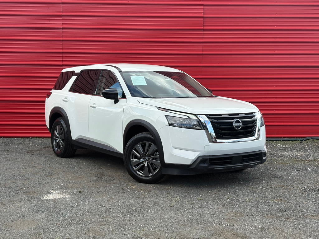 2023 Nissan Pathfinder S 2WD's photo