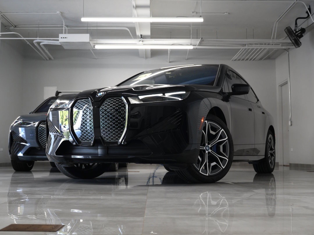 2025 BMW iX 50's photo