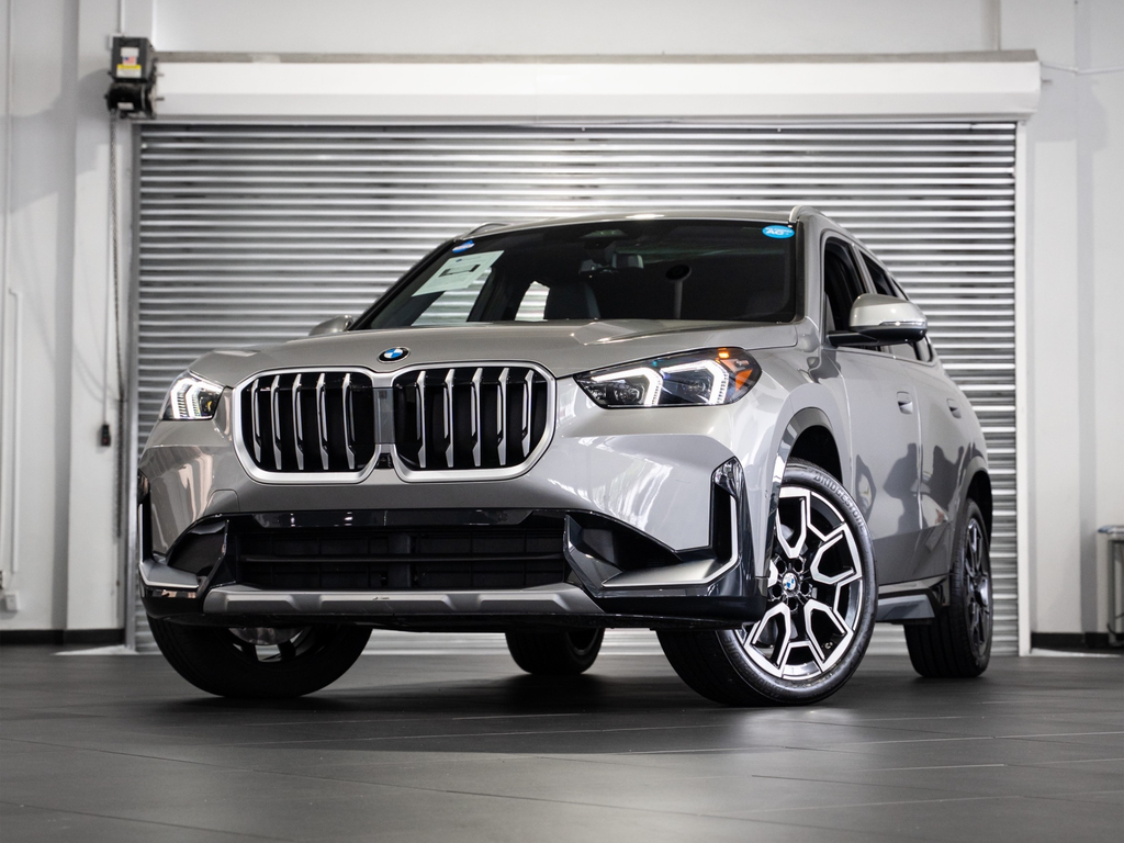 2026 BMW X1 xDrive28i's photo