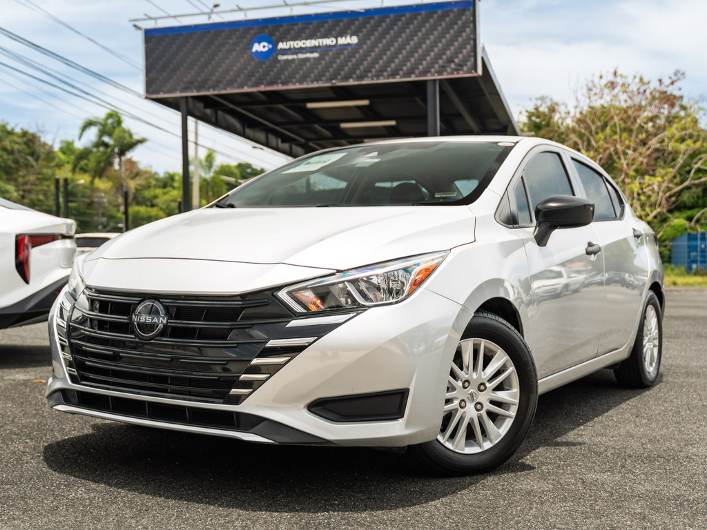 2023 Nissan Versa 1.6 S CVT's photo