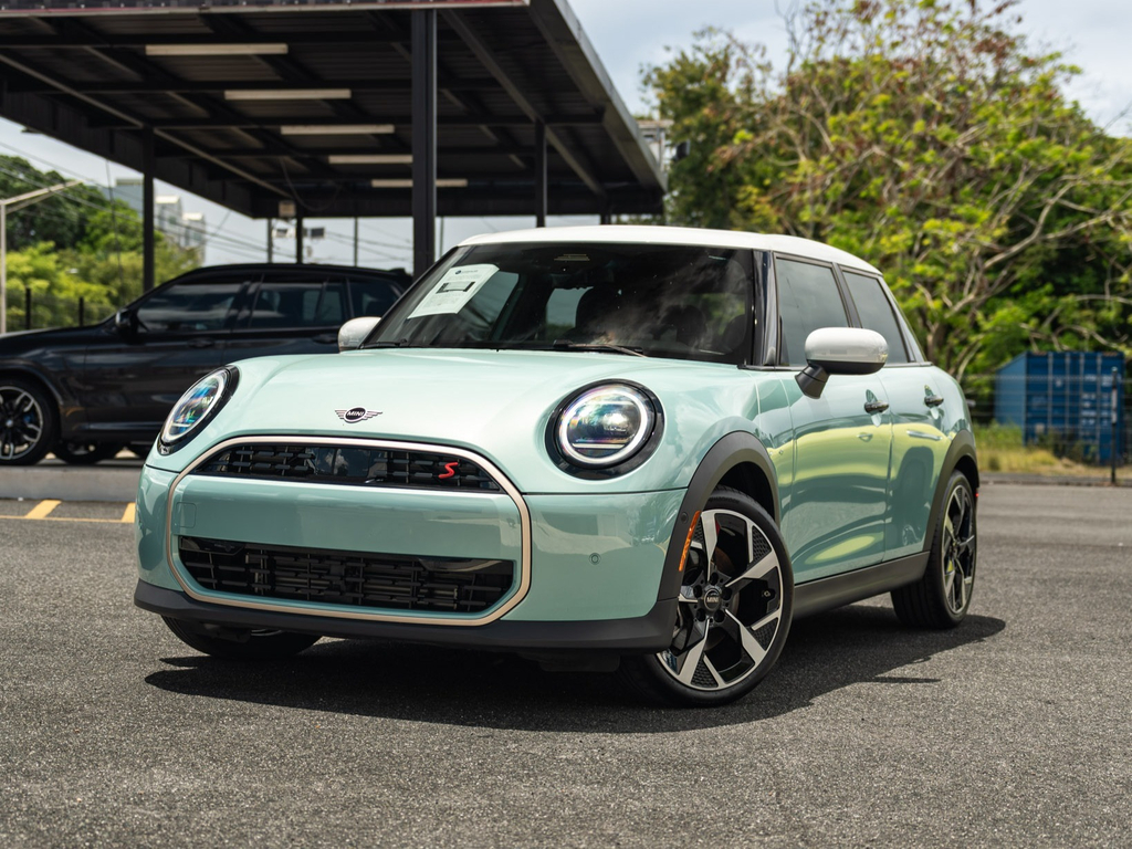 2025 MINI Hardtop 4 Door