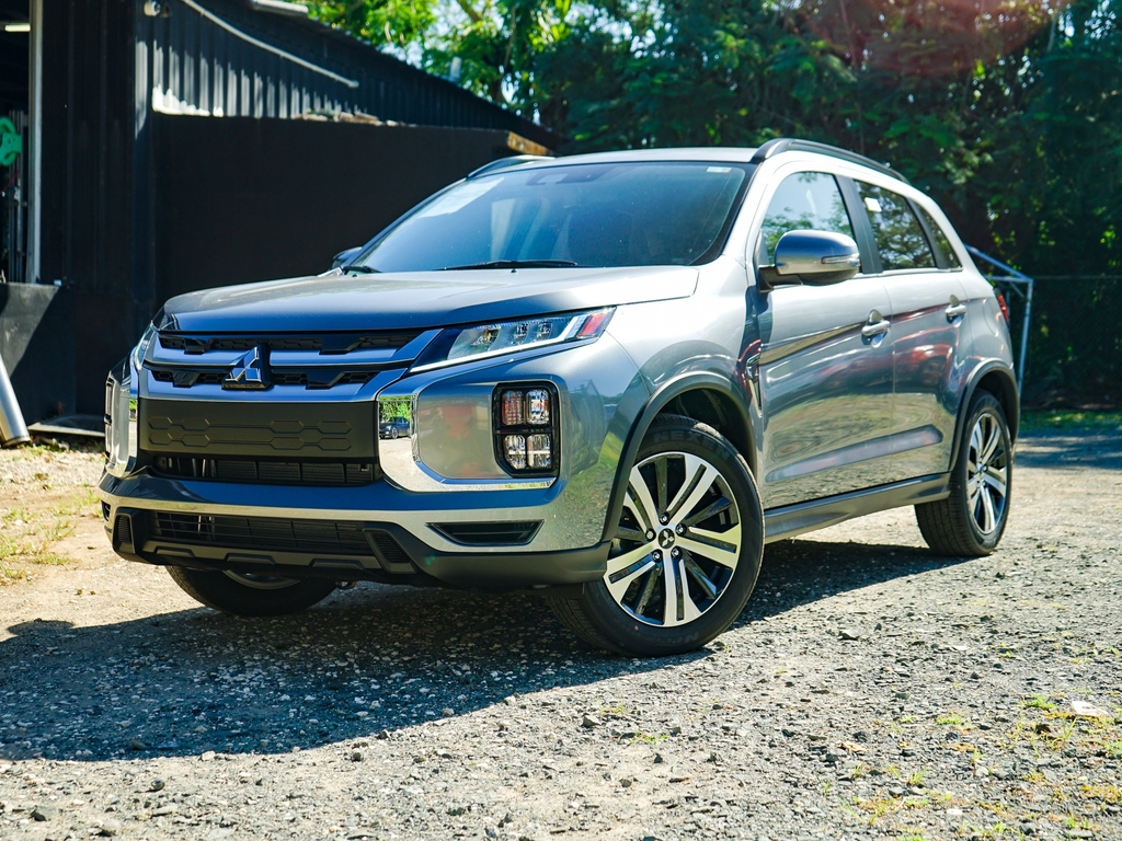 2026 Mitsubishi Outlander Sport 2.0 ES AWC CVT's photo