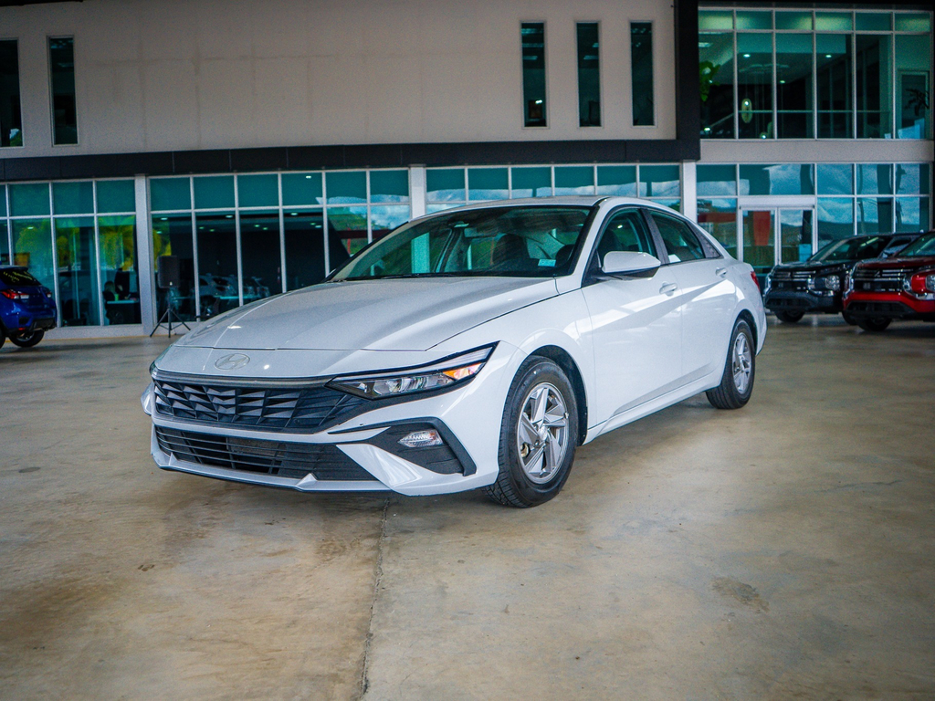 2025 Hyundai Elantra 2.0 SE IVT's photo