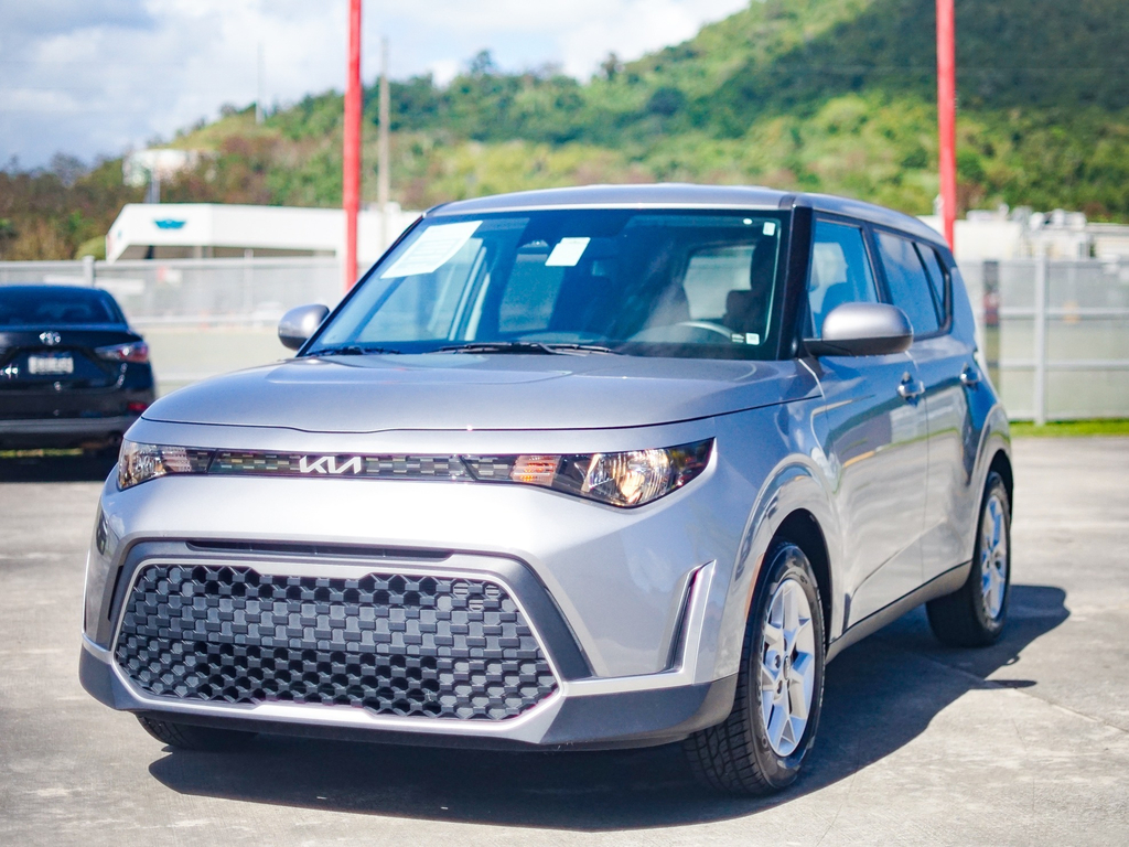 2025 Kia Soul 2.0L LX IVT's photo