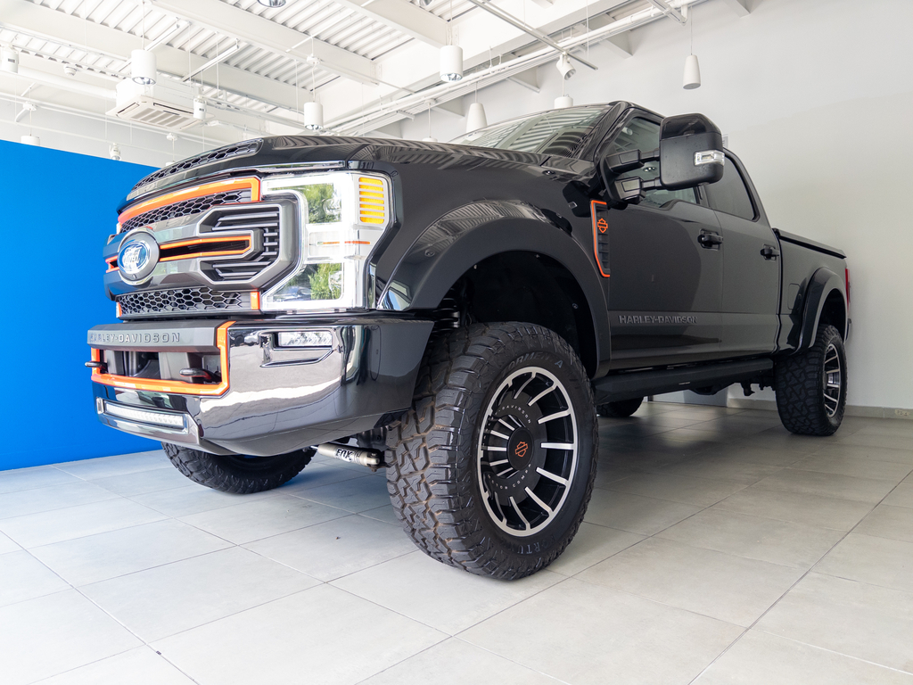 2020 Ford F-250 Lariat 4x4 Crew Cab 6-3/4' Box's photo