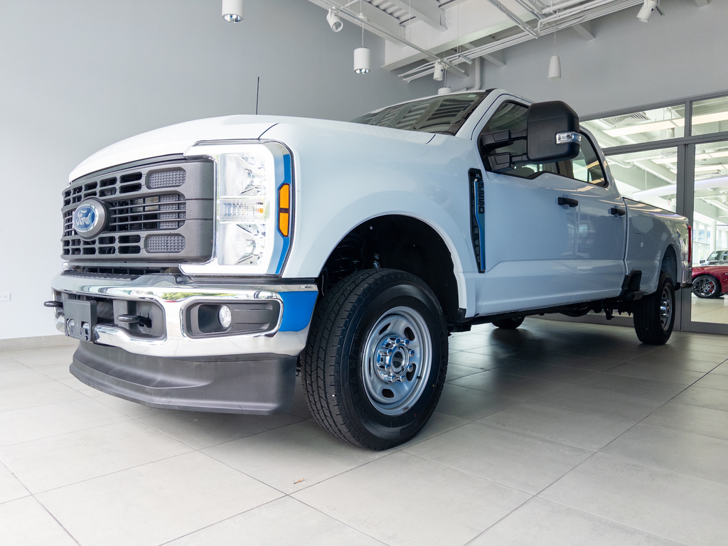 2024 Ford F-250 XL 4x4 Crew Cab 8' Box's photo
