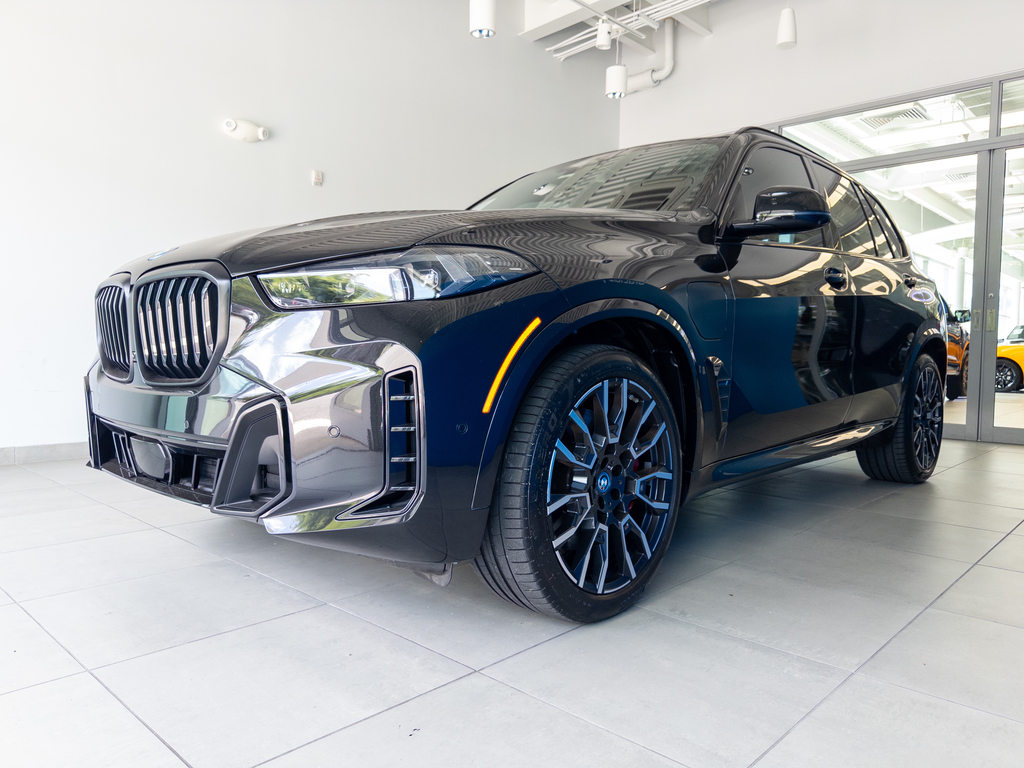 2024 BMW X5 xDrive50e's photo