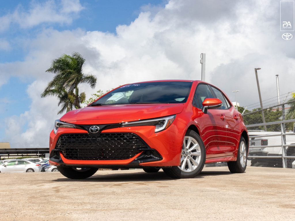 2026 Toyota Corolla Hatchback SE