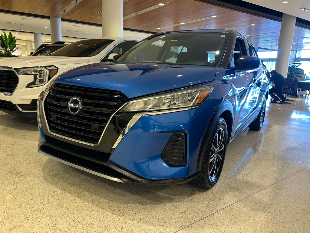 2023 Nissan Kicks S