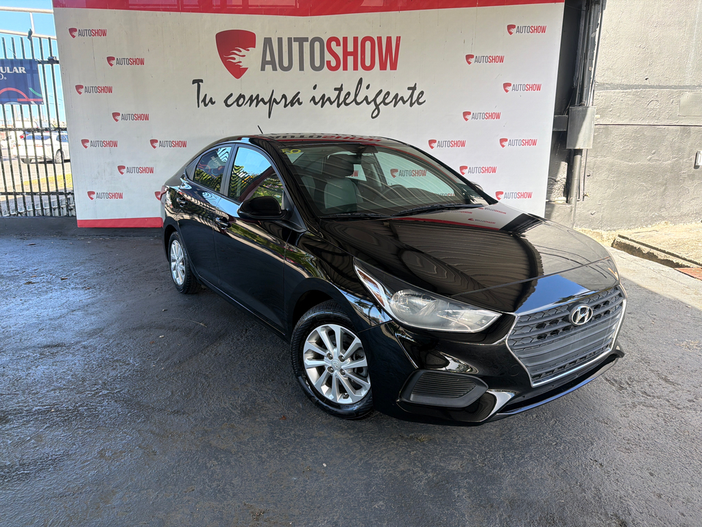 2022 Hyundai Accent's photo