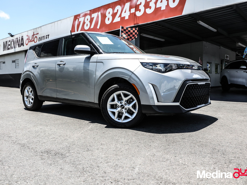 2025 Kia Soul 2.0L LX IVT's photo