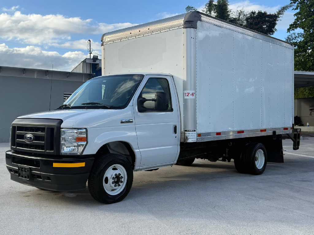 2021 Ford E-Series Cutaway