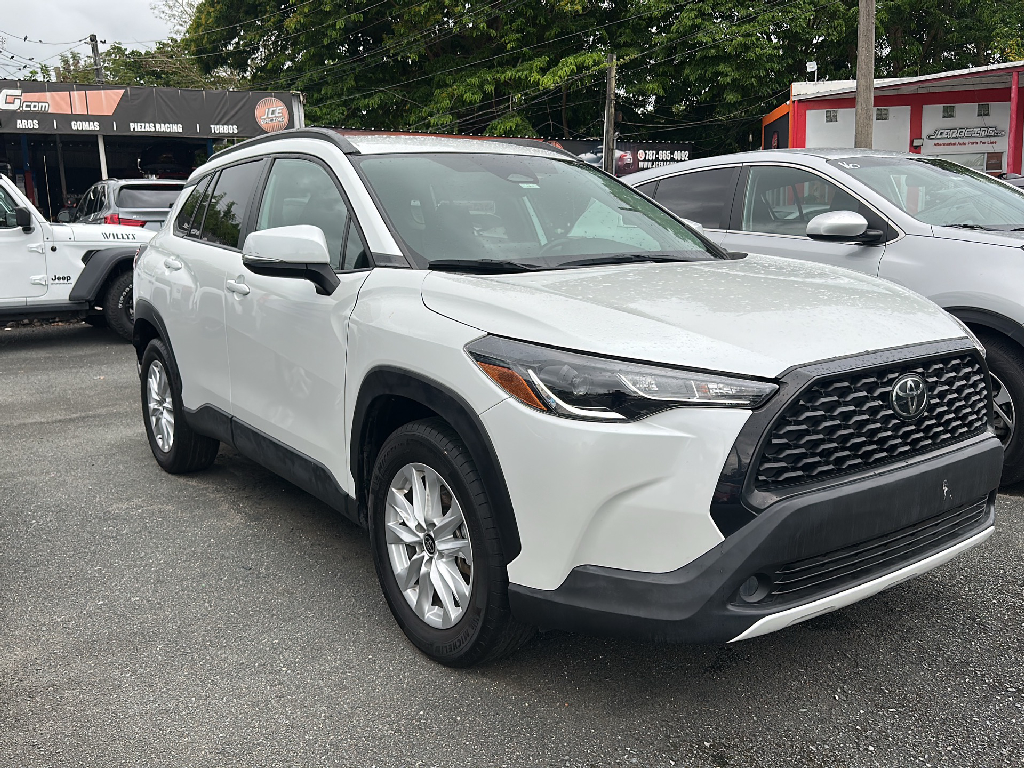 2023 Toyota Corolla Cross LE