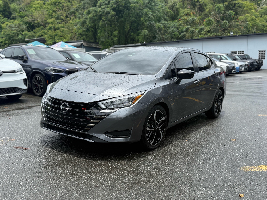 2023 Nissan Versa Sedan SR