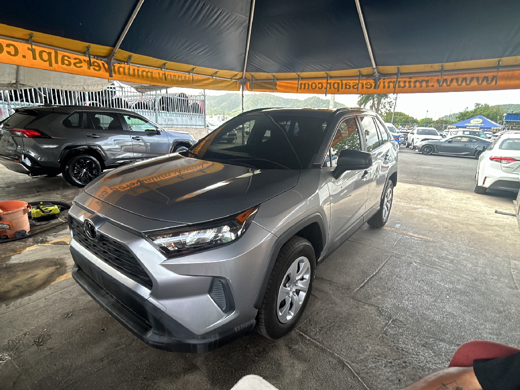 2019 Toyota RAV4 LE
