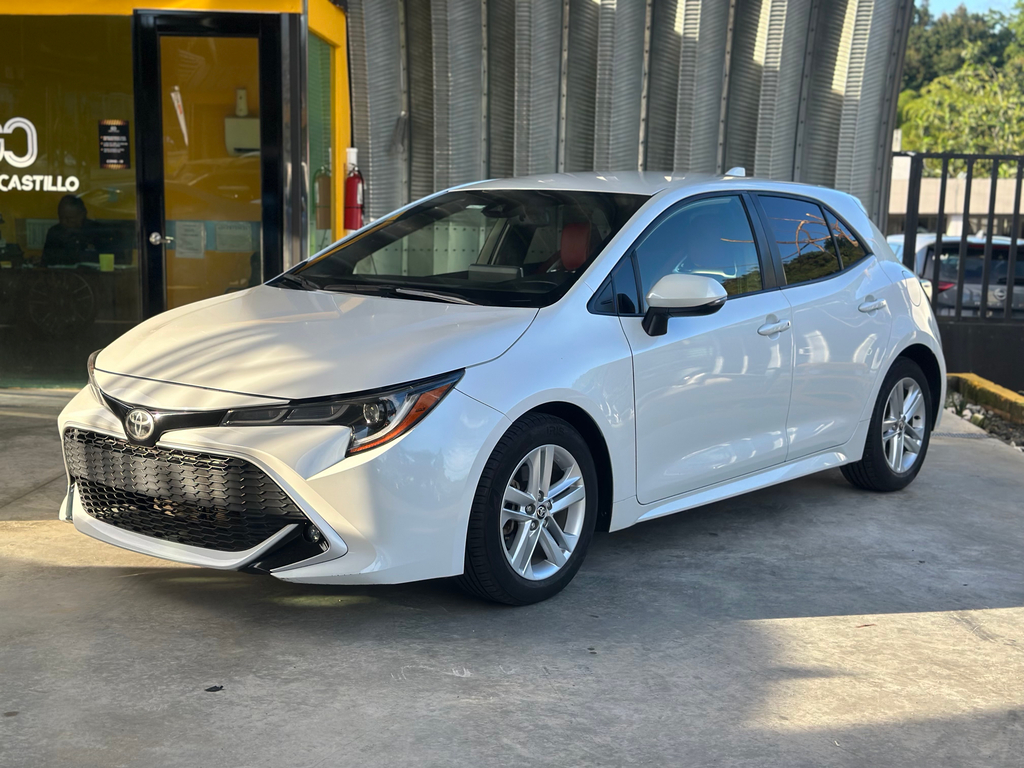 2021 Toyota Corolla Hatchback XSE