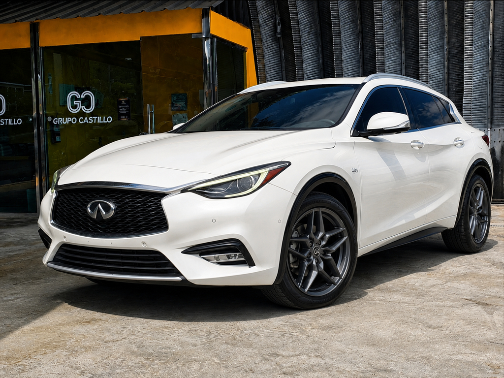 2018 INFINITI QX30 -'s photo