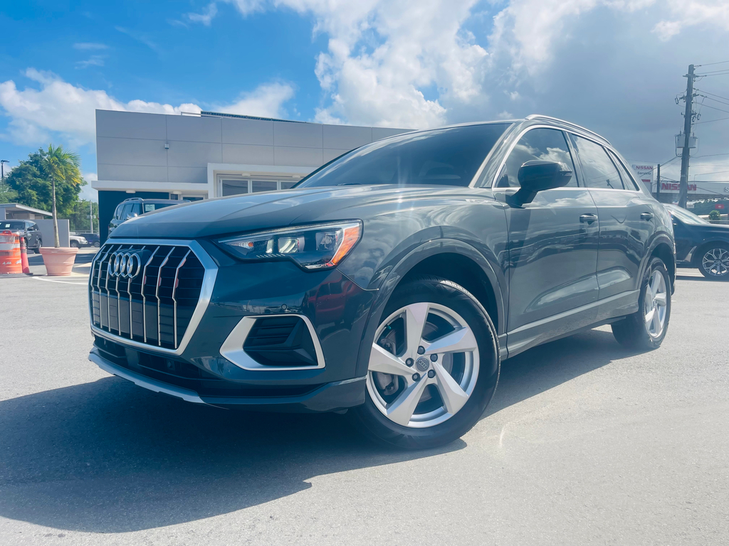 2020 Audi Q3 Premium's photo