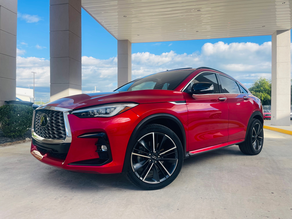 2023 INFINITI QX55 Essential