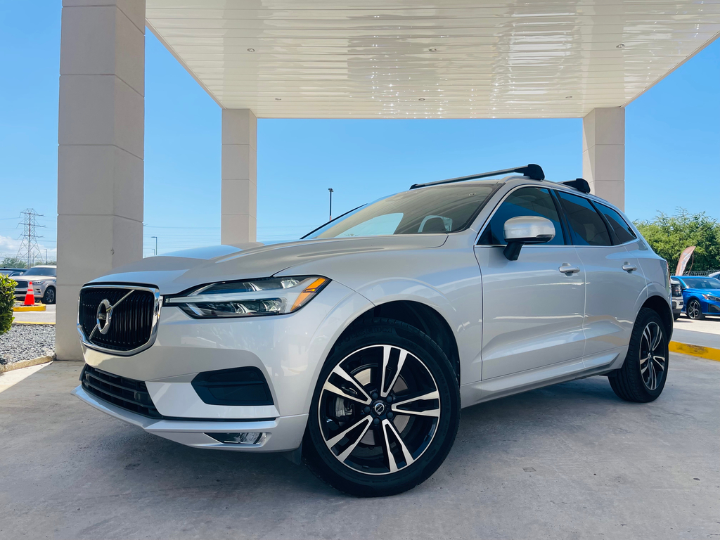 2021 Volvo XC60 T5 Momentum AWD's photo