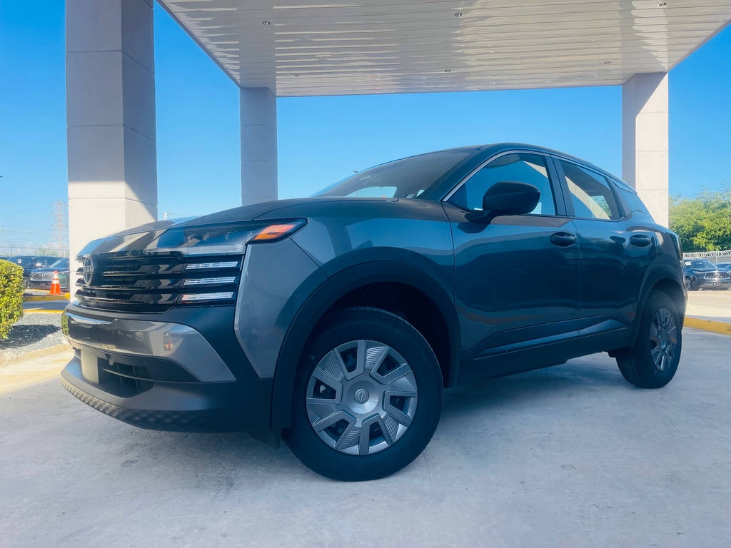 2026 Nissan Kicks 2.0 S's photo