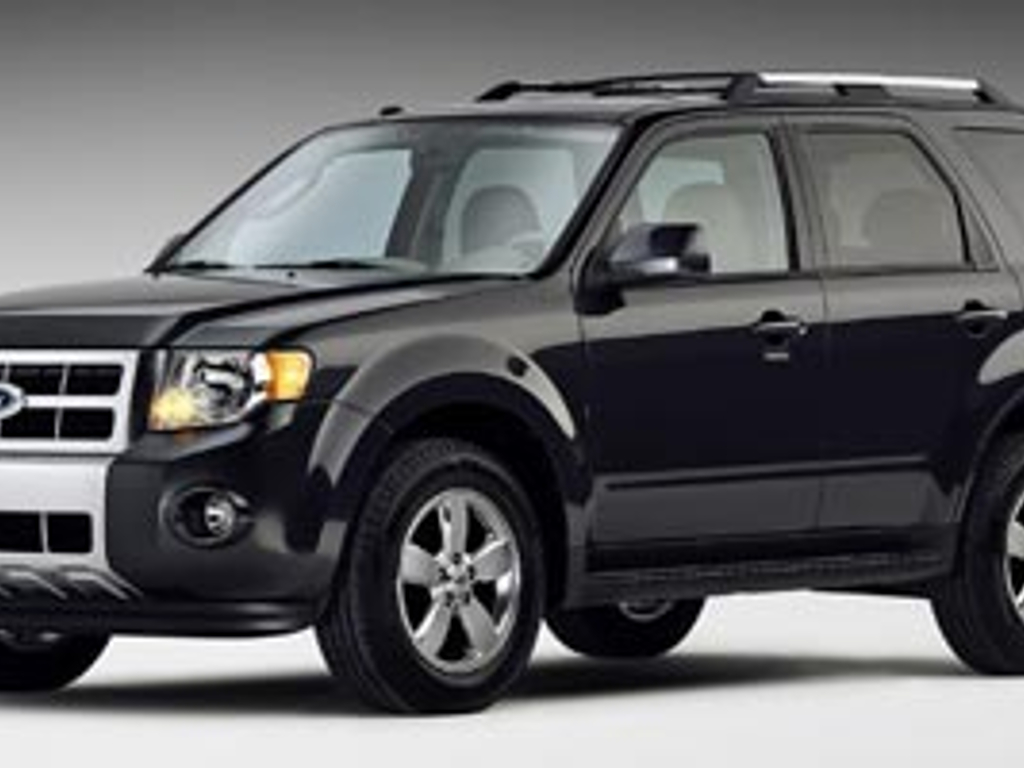 2009 Ford Escape XLS's photo