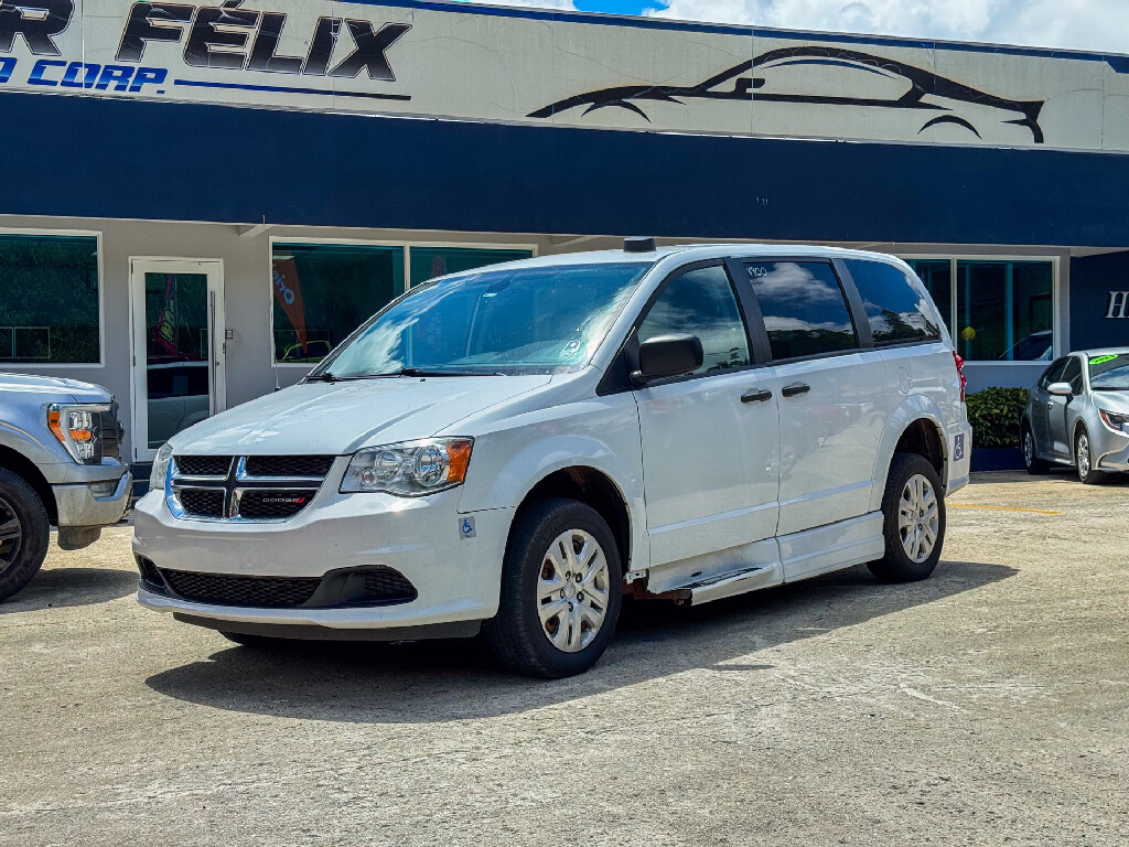 2019 Dodge Grand Caravan SE's photo