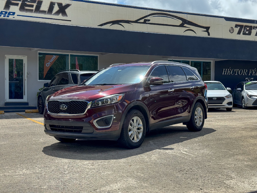 2017 Kia Sorento LX's photo