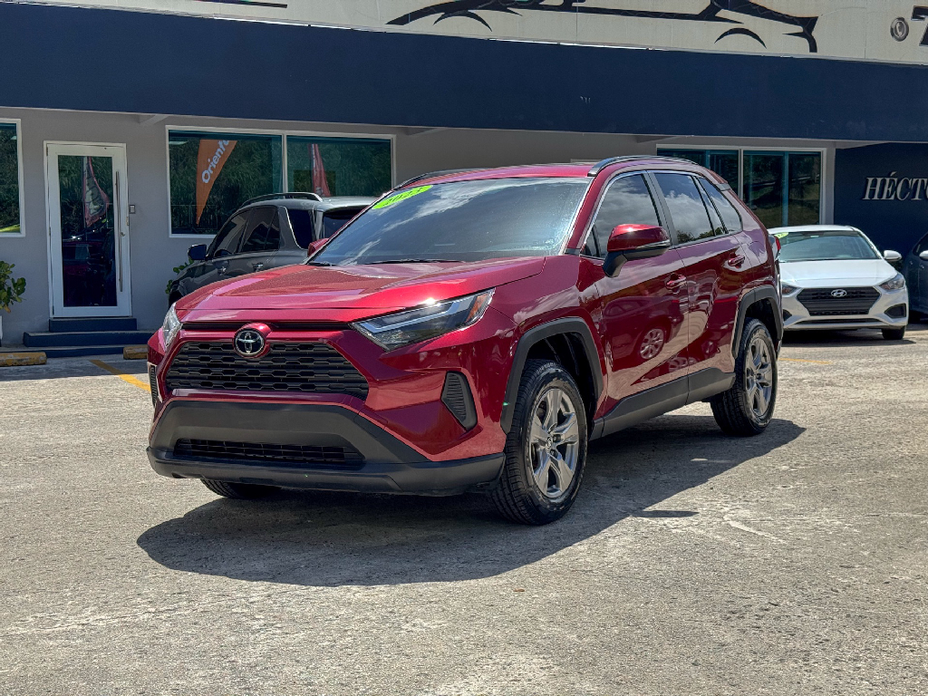 2023 Toyota RAV4 XLE