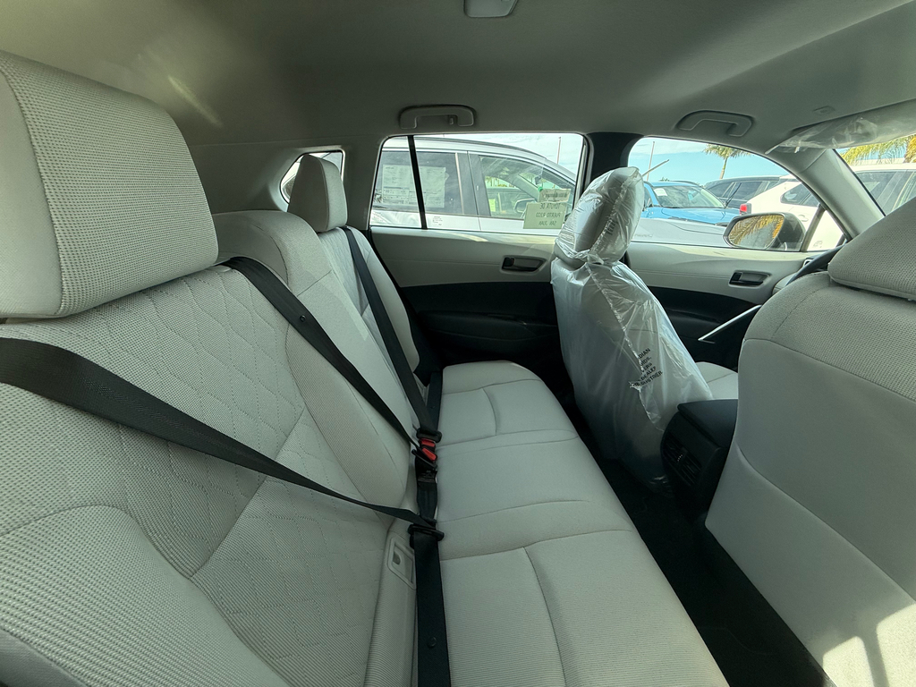 2026 Toyota Corolla Cross L photo 2