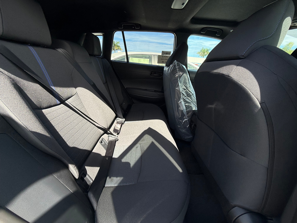 2026 Toyota Corolla Cross Hybrid SE photo 3