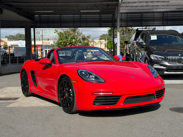2025 Porsche 718 Boxster S
