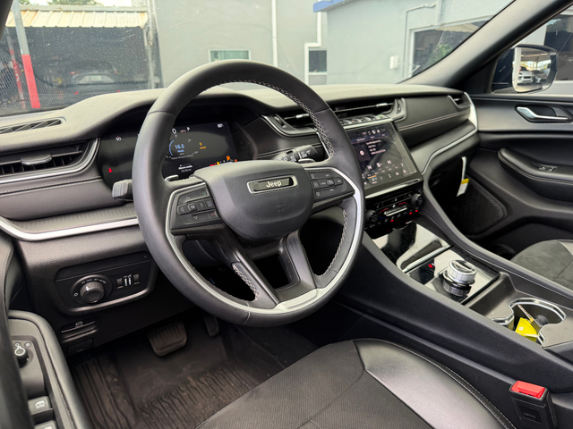 2024 Jeep Grand Cherokee Altitude X