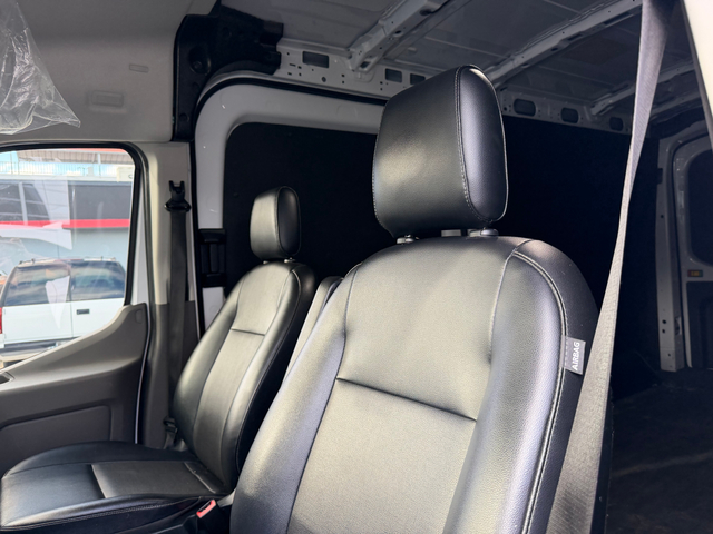 2023 Ford Transit Cargo Van