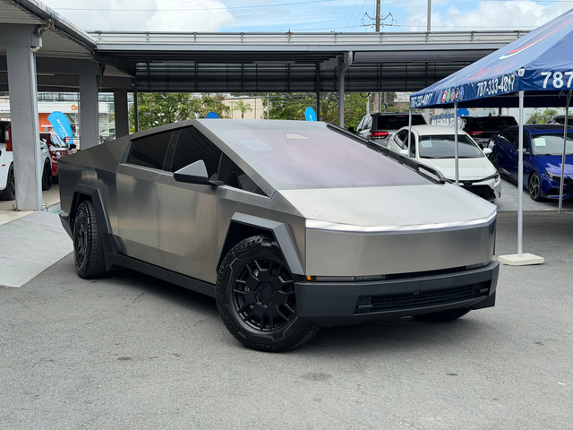 2024 Tesla Cybertruck Foundation Series